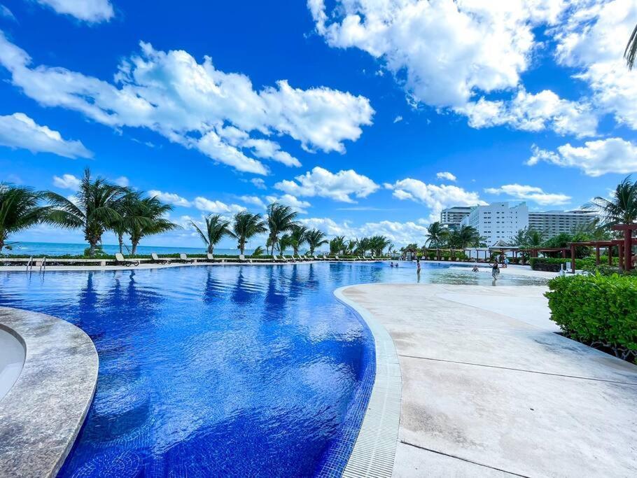 Punta Me Luxury Apartments Ocean View & Beach Front In Amara Cancún Exteriér fotografie